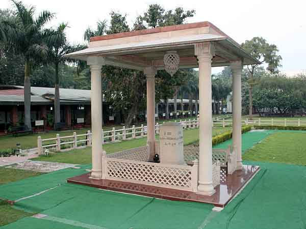 The Martyr's Column at Gandhi Smriti