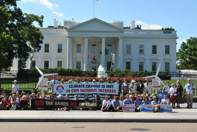 Protests against Keystone XL Pipeline for tar sands at White House