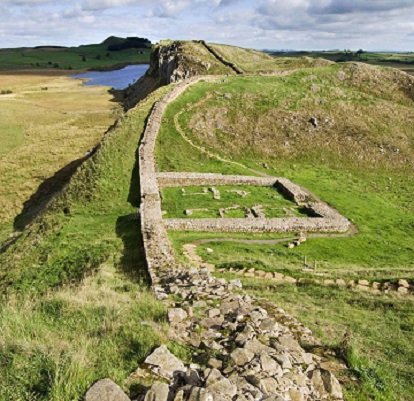 Section of Hadrian's Wall featuring the remains of Castle Nick