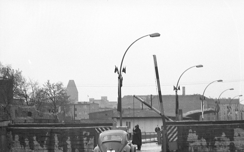 The Berlin Wall, 1962