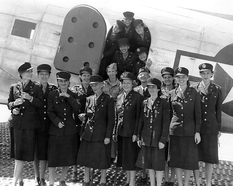 Army Nurses Rescued from Santo Tomas 1945 