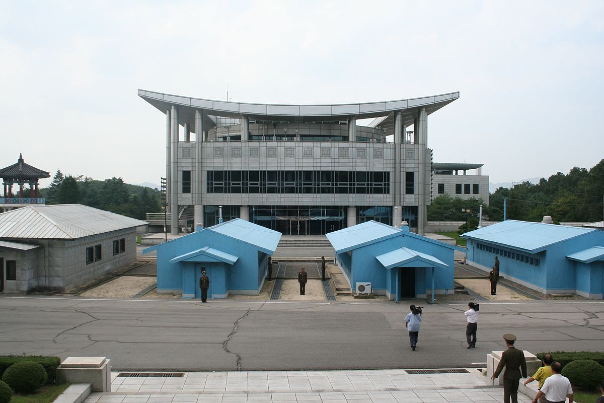 North-South Korean border in 2011, facing south towards blue military buildings