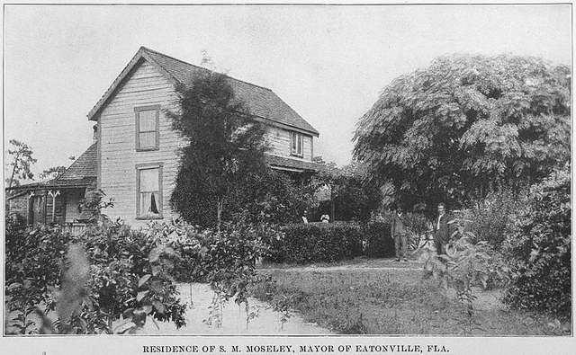 Black-and-white photo showing the house belonging to S.M. Moseley, a mayor of Eatonville, Florida